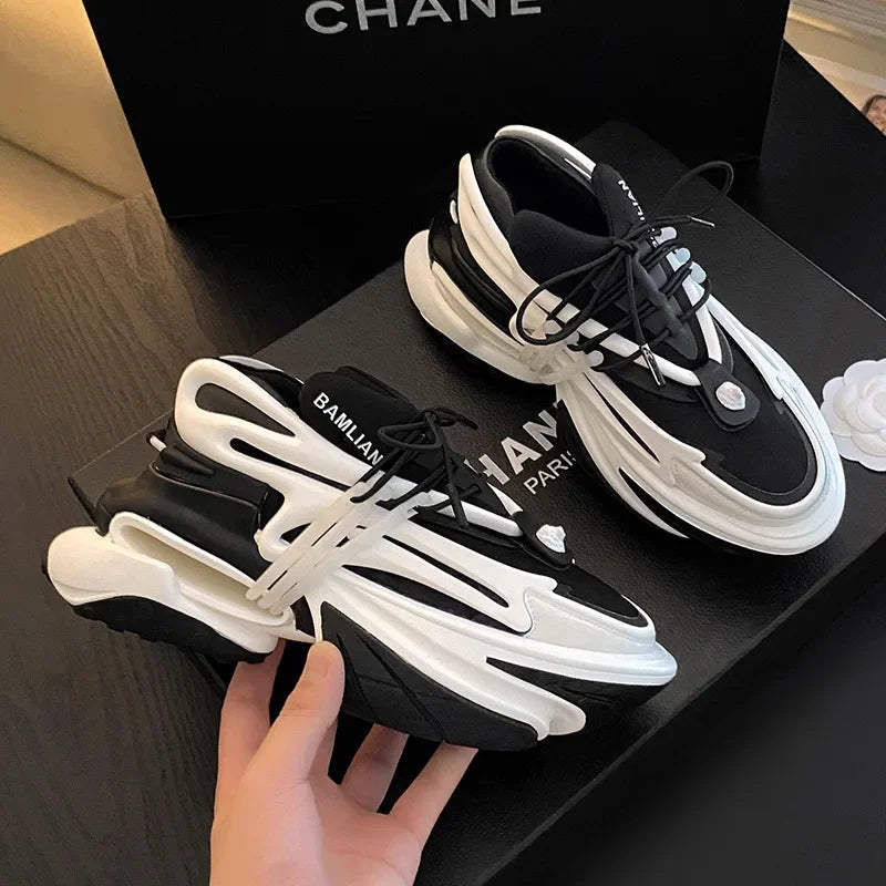 Breathable Mesh Sports Shoes - Maison Novaire