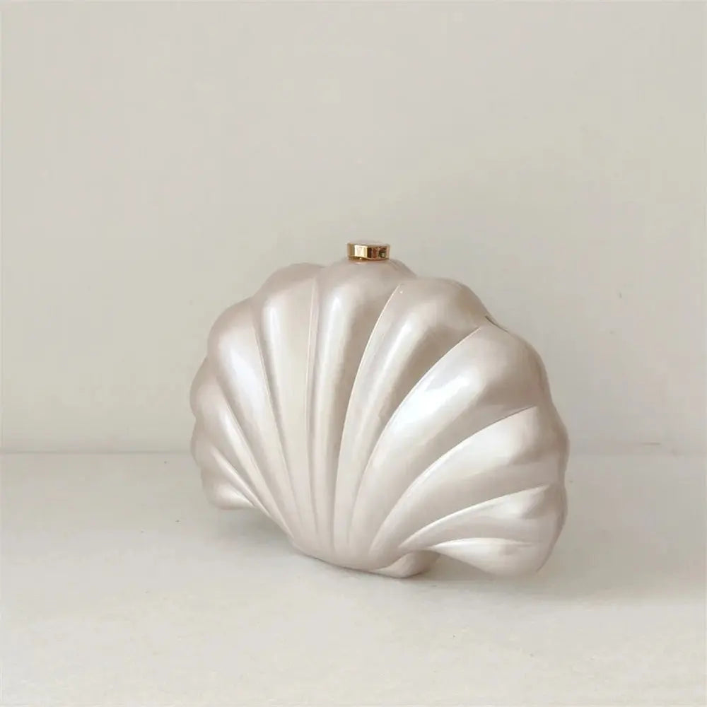 Acrylic Shell Ladies Clutch Purse. - Maison Novaire #