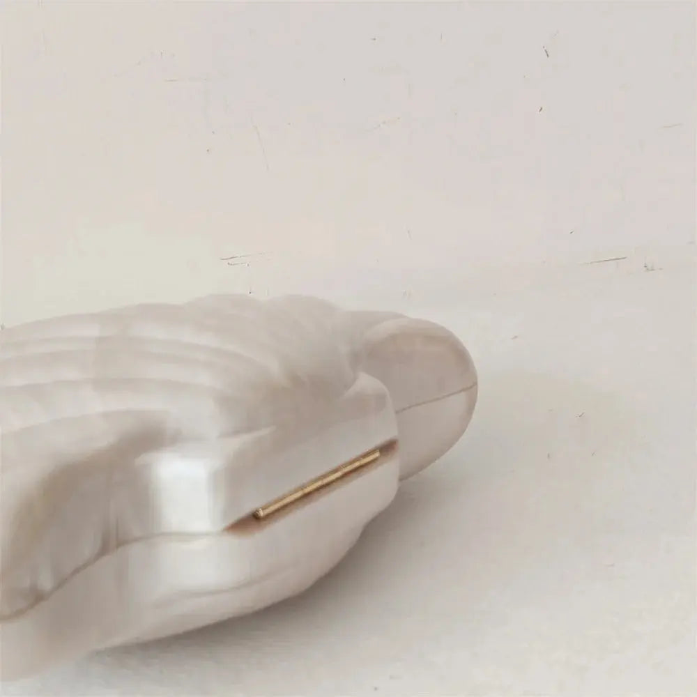 Acrylic Shell Ladies Clutch Purse. - Maison Novaire #