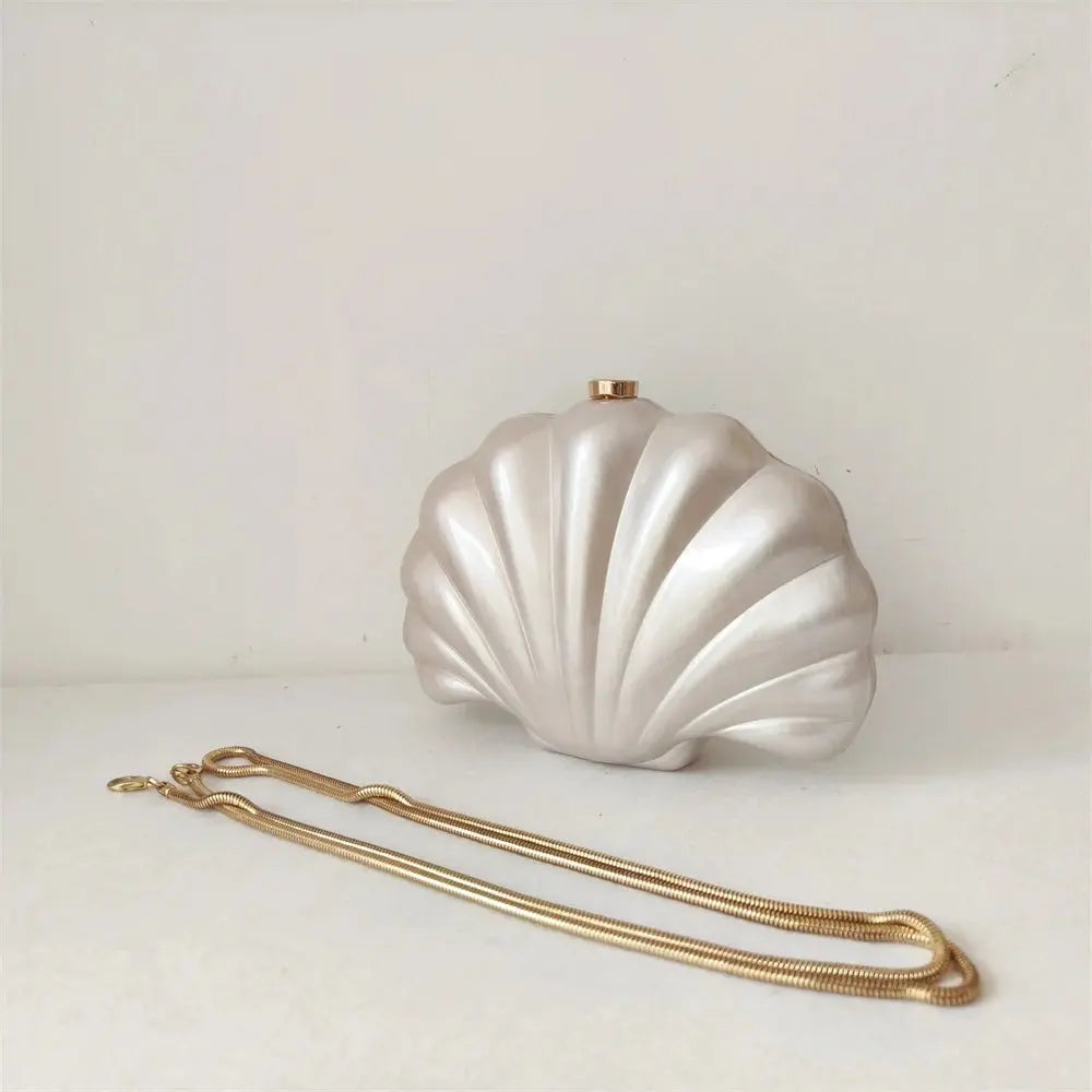 Acrylic Shell Ladies Clutch Purse. - Maison Novaire #