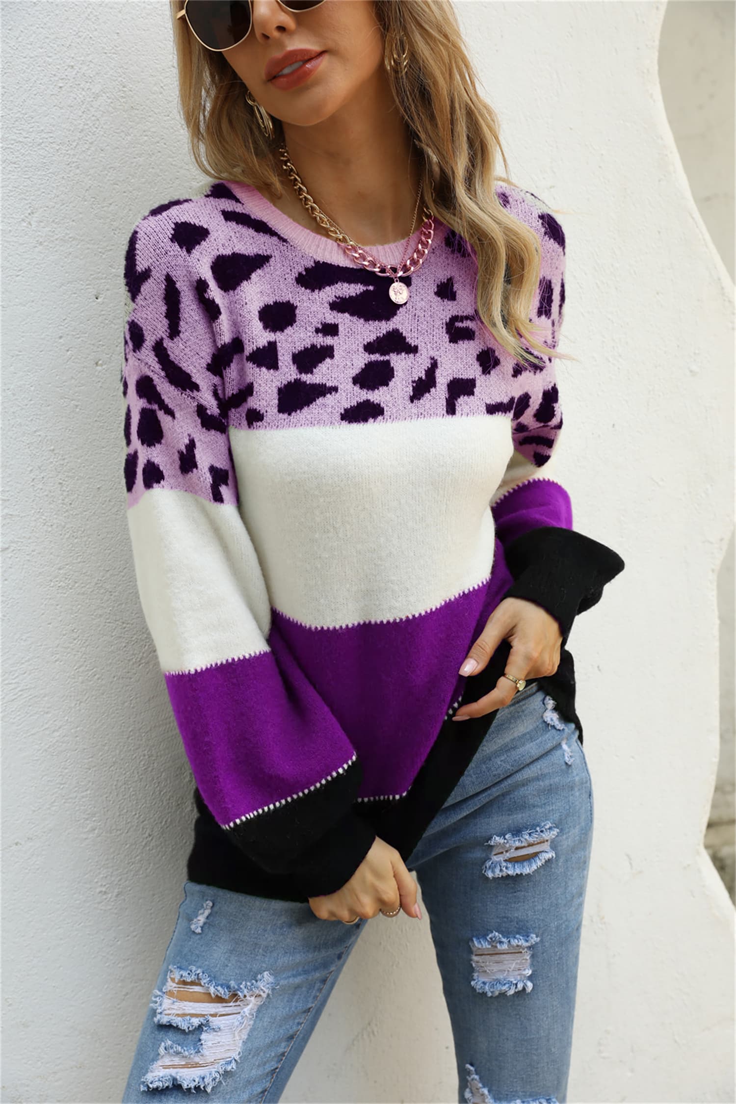 Angel Wings Color Block Round Neck Lantern Sleeve Sweater. - Maison Novaire