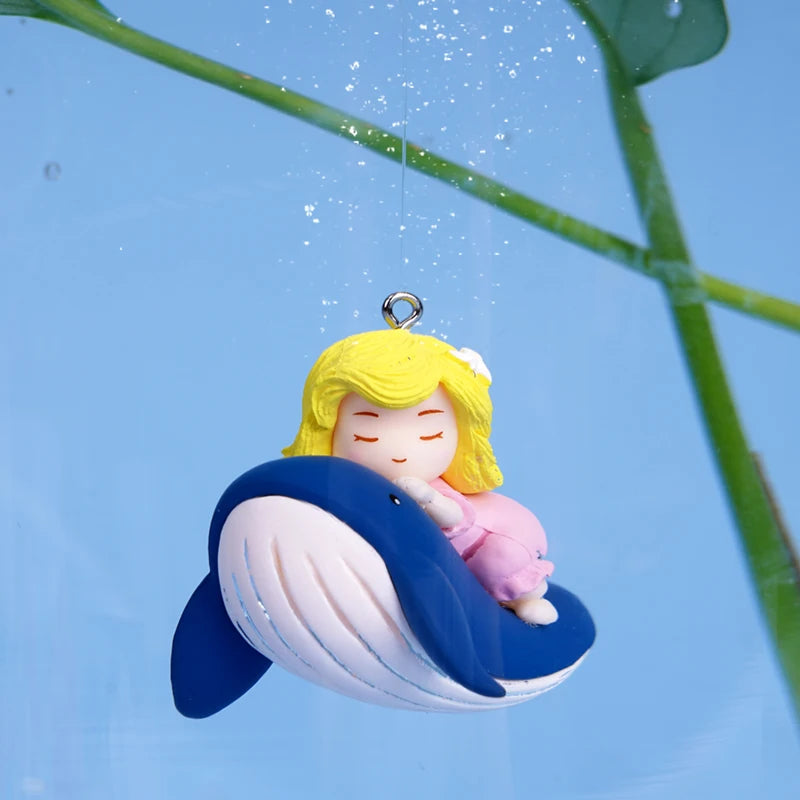 Cartoon Fish Tanks Decor. - Maison Novaire #