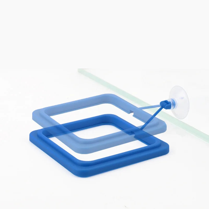 Floating Fish Food Feeder Ring. - Maison Novaire