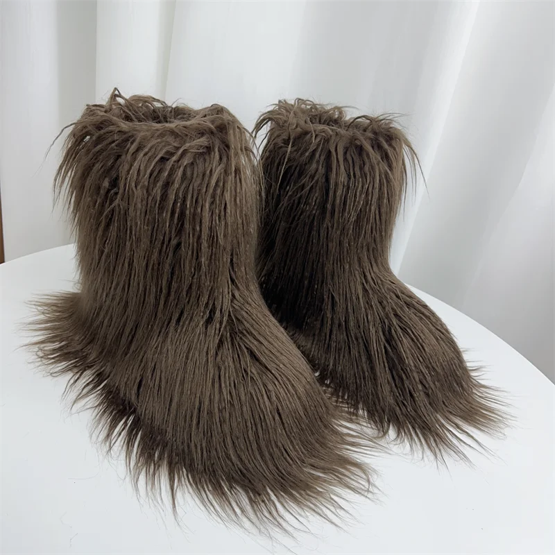 Fur Snow Boots for Winter. - Maison Novaire
