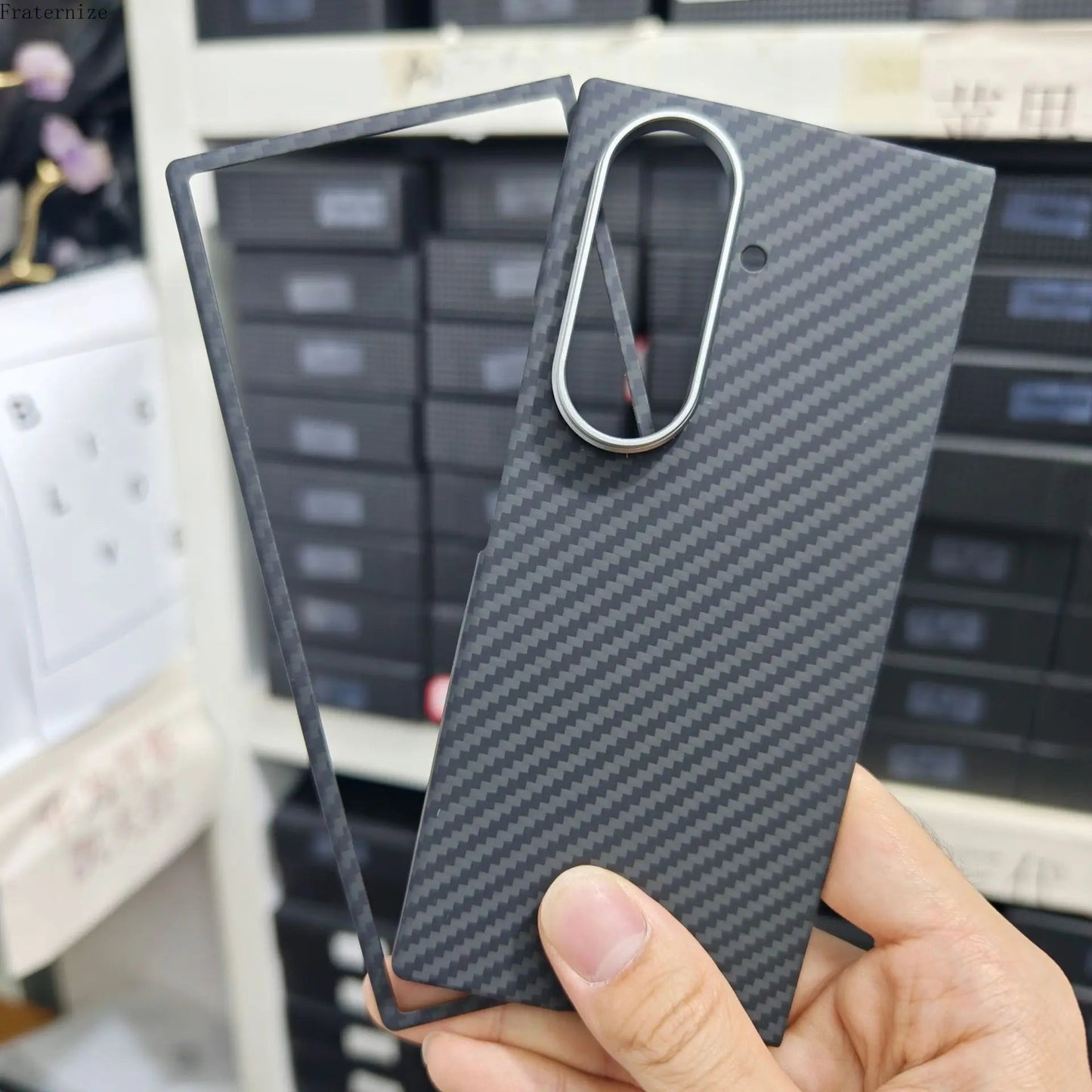 Galaxy Z Fold 7 Shockproof Carbon Fiber Phone Case. - Maison Novaire