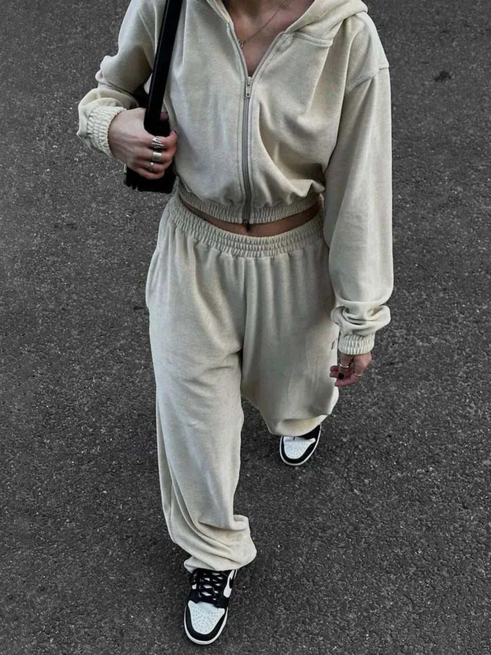 Hoodie and Pocketed Pants Set - BLAKESTORE-NG