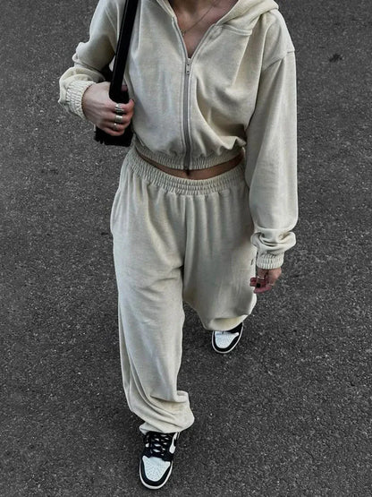 Hoodie and Pocketed Pants Set - BLAKESTORE-NG