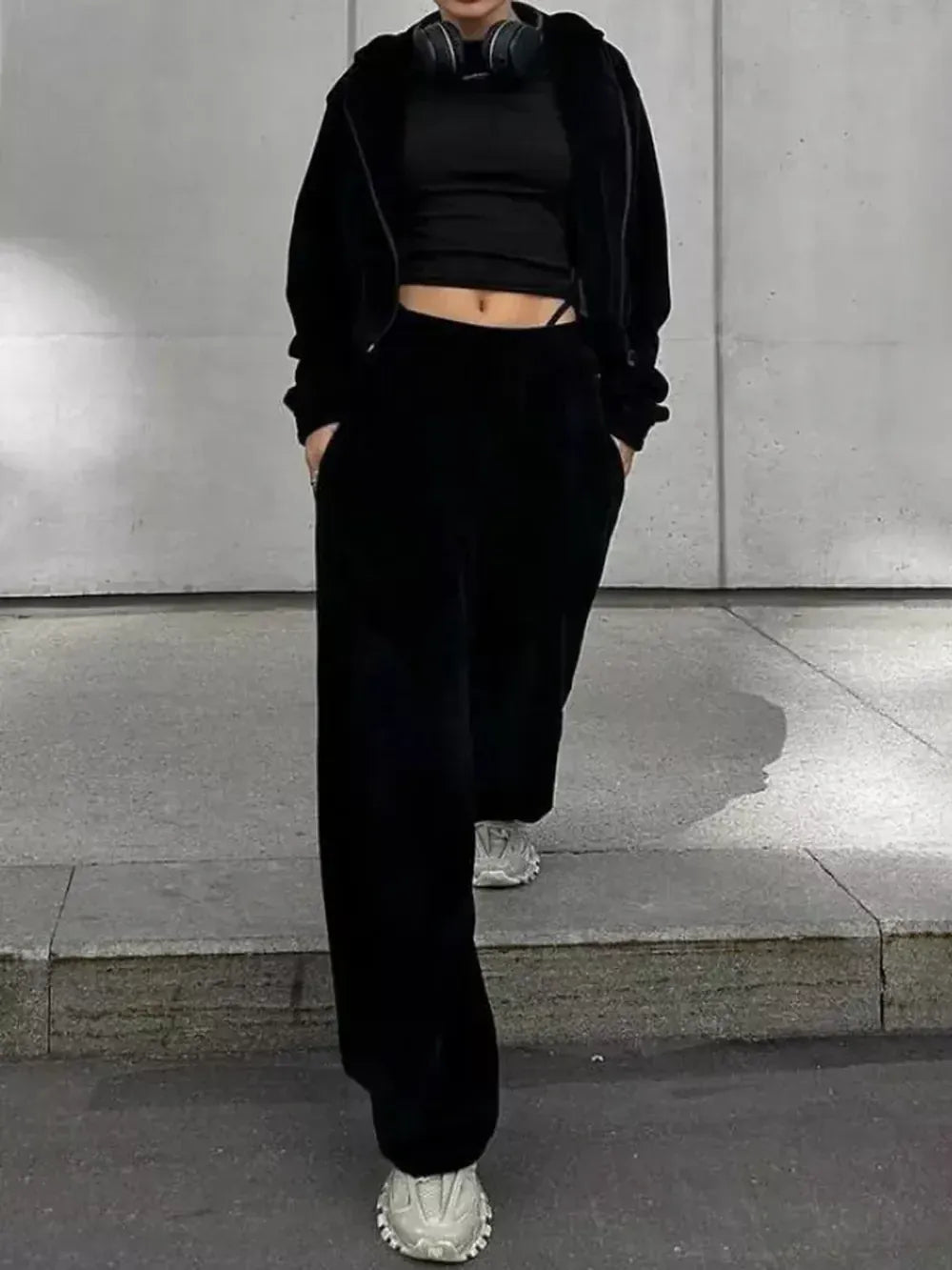 Hoodie and Pocketed Pants Set - BLAKESTORE-NG