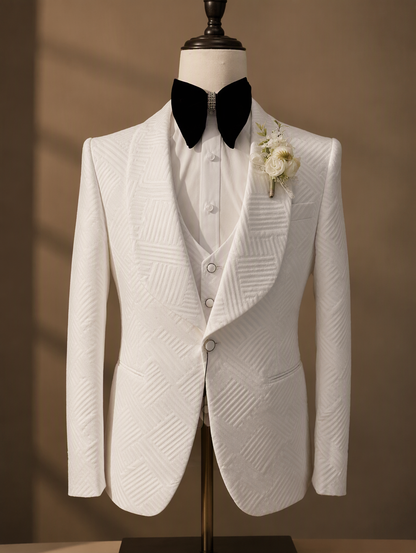 Three-Piece Shawl-Collar Wedding Suit | Maison Novaire Collection  - White / XS - Maison Novaire