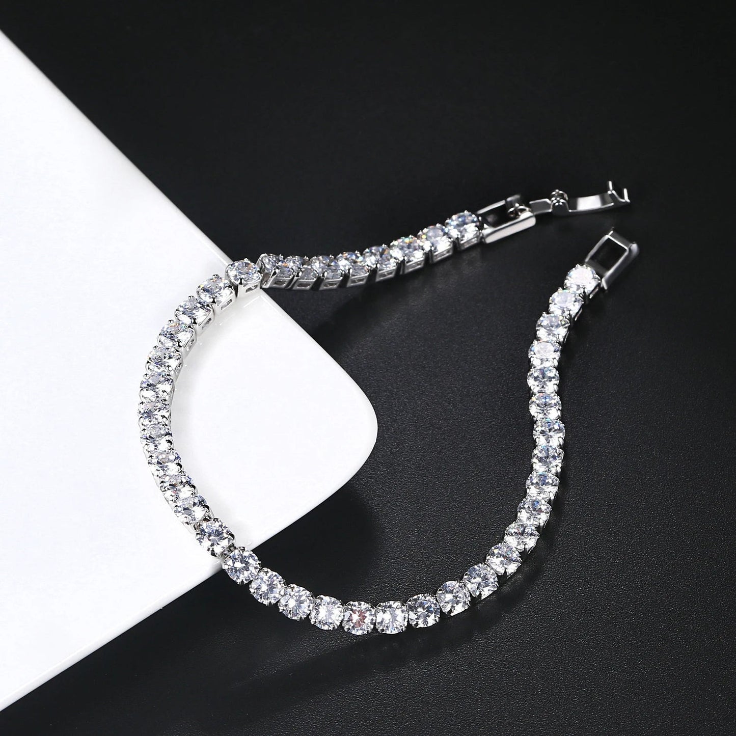 Iced Out 3/4/5mm Crystal Tennis Bracelet for Men - BLAKESTORE-NG