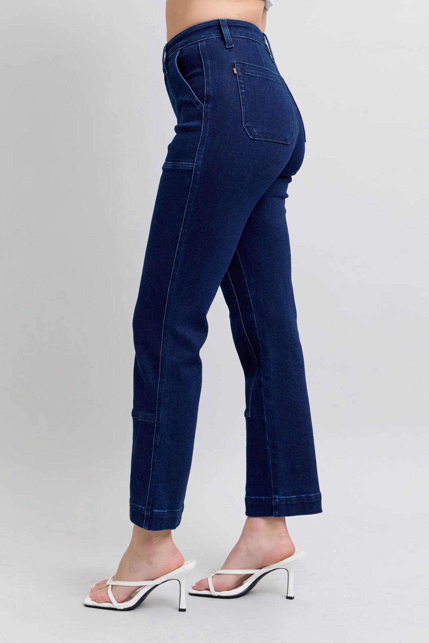 Indigo Star Stud High-Waist Straight-Leg Jeans - BLAKESTORE-NG