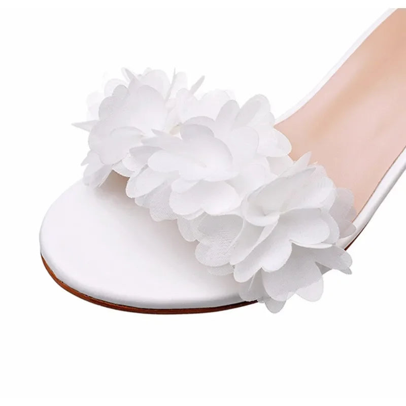 Lady Round Head Square Heel Thick Heel Shoes. Shallow Mouth. - Maison Novaire