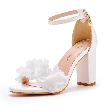 Lady Round Head Square Heel Thick Heel Shoes. Shallow Mouth. - Maison Novaire