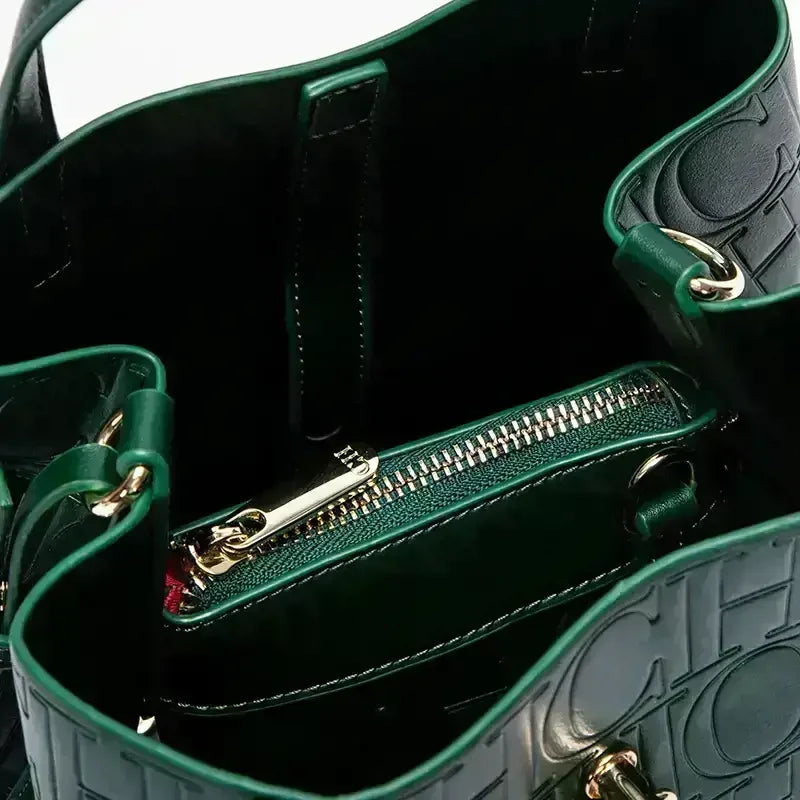 Large Capacity Women's Shoulder Bag - BLAKESTORE-NG