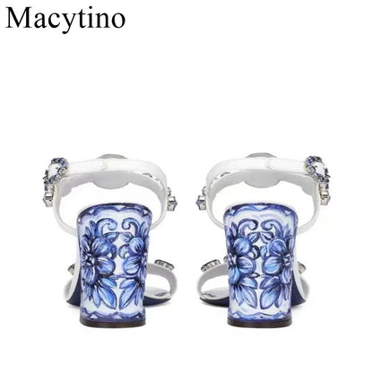 Luxury Diamond Crystal Decor Modern Sandals for Women. - Maison Novaire