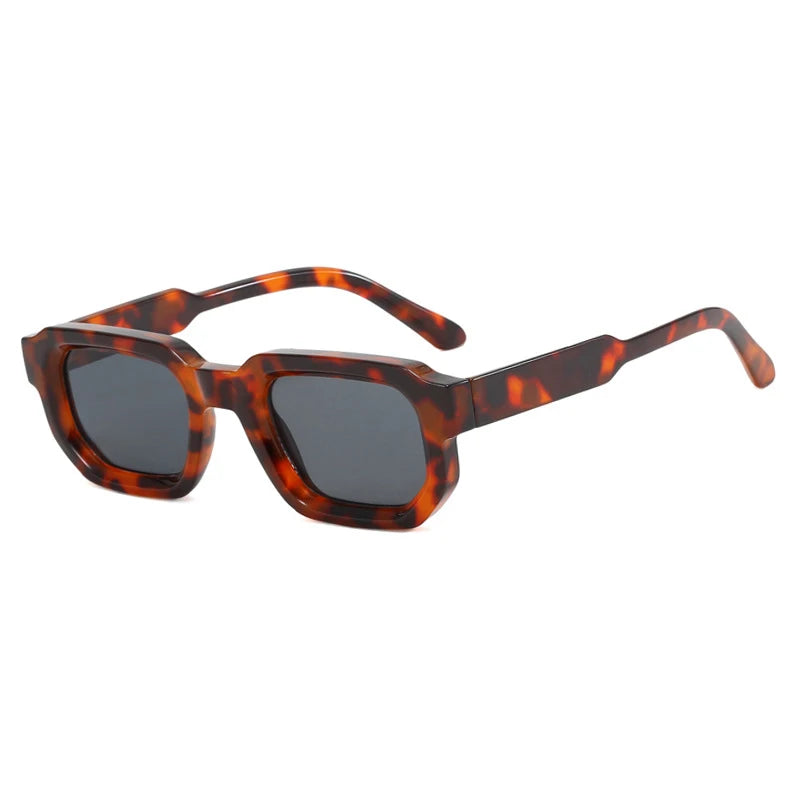 Men Vintage Rectangle Frame Sunglasses. - Maison Novaire #