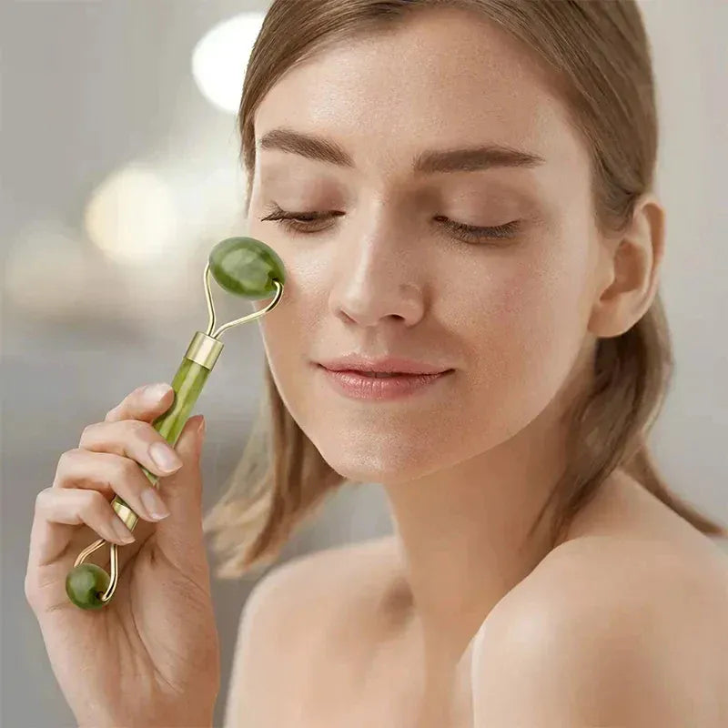 Natural Jade Roller & Gua Sha Set - Maison Novaire #