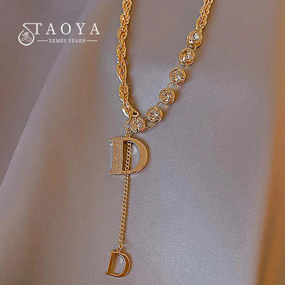 Necklace with classic D Letter Pendant. - BLAKESTORE-NG