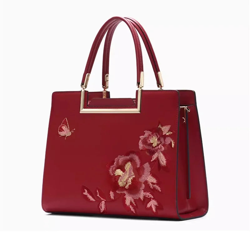 New Embroidered Women's Light Bag.. - Maison Novaire