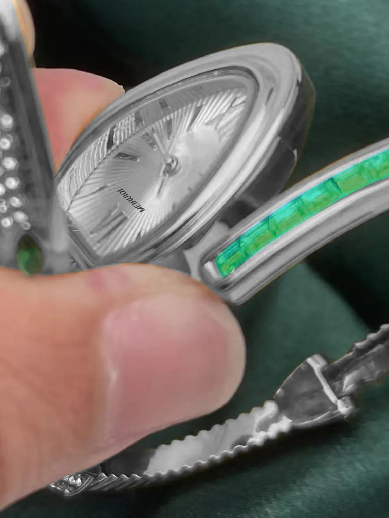 Novel Quartz Watch - BLAKESTORE-NG