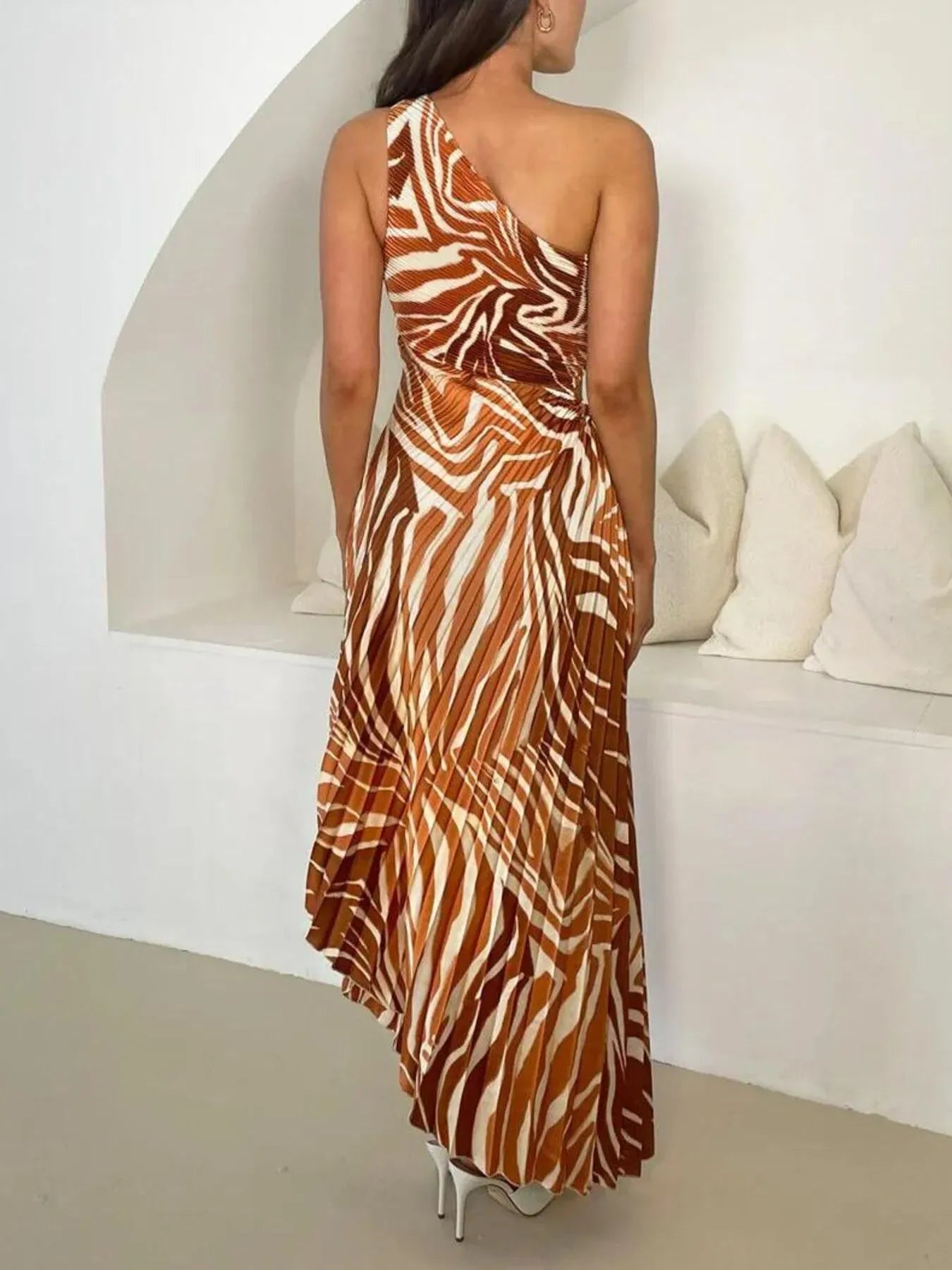 Printed Asymmetrical Maxi Dress - BLAKESTORE-NG