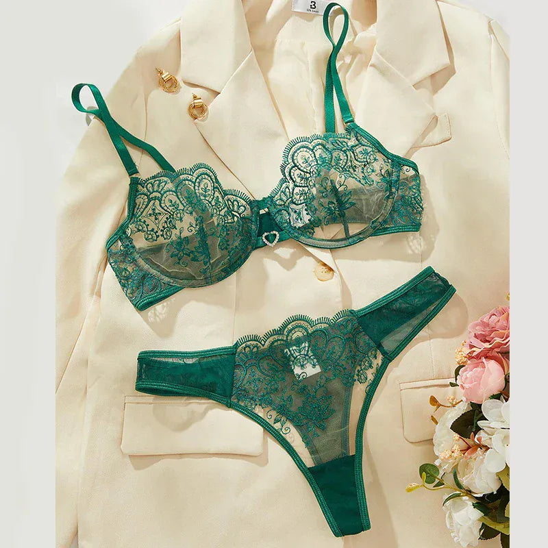 Sexy Lace Push-Up Bra Set - Maison Novaire #