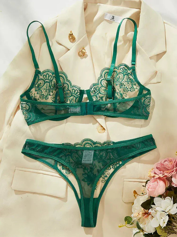 Sexy Lace Push-Up Bra Set - Maison Novaire #