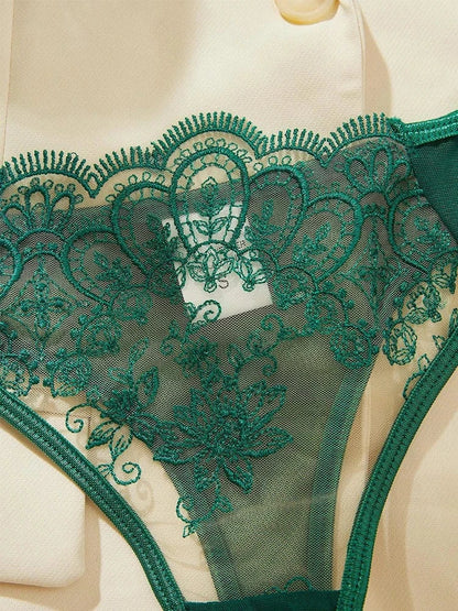 Sexy Lace Push-Up Bra Set - Maison Novaire #