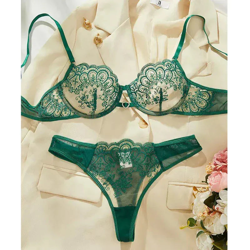 Sexy Lace Push-Up Bra Set - Maison Novaire #