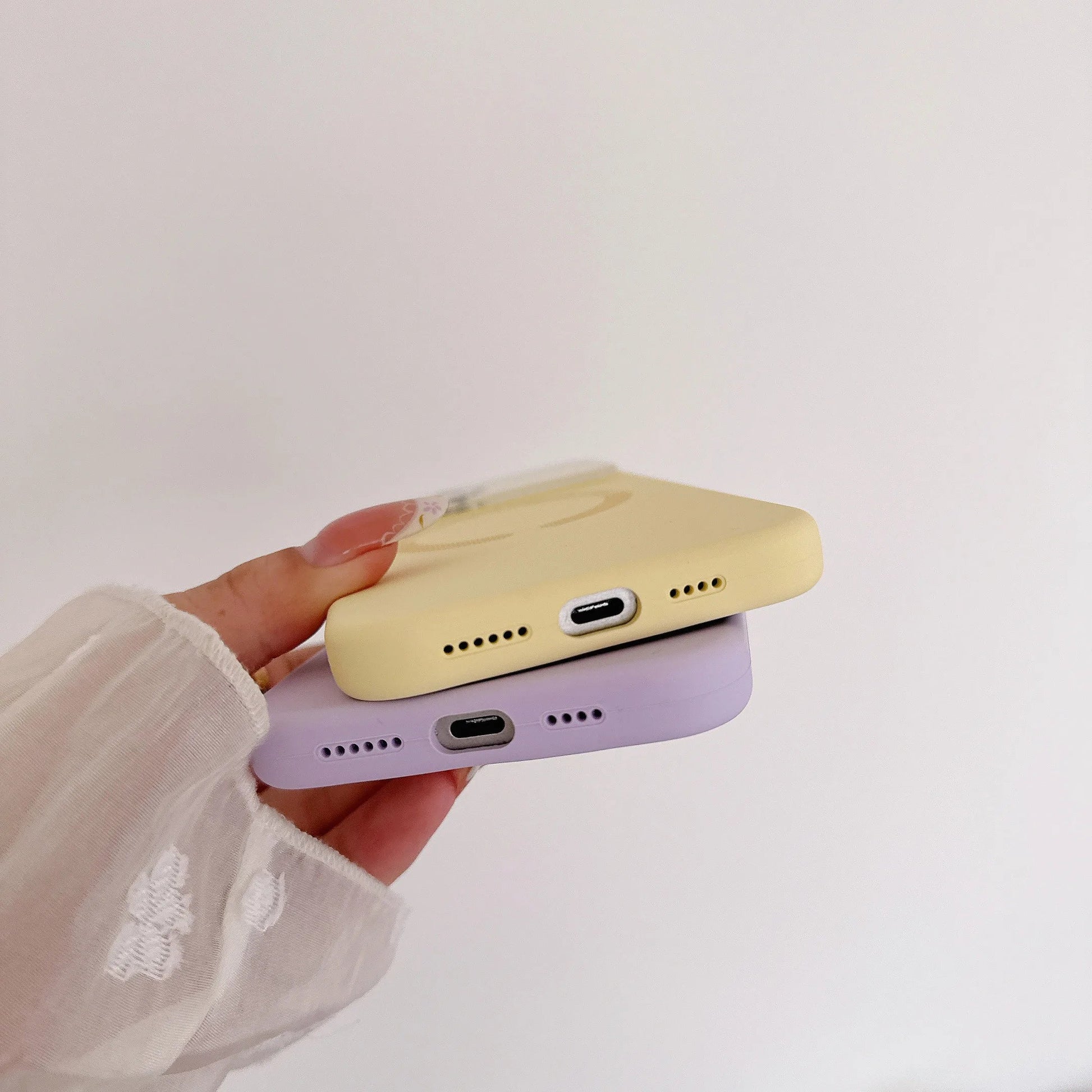 Silicone MagSafe Magnetic Phone Case. - Maison Novaire
