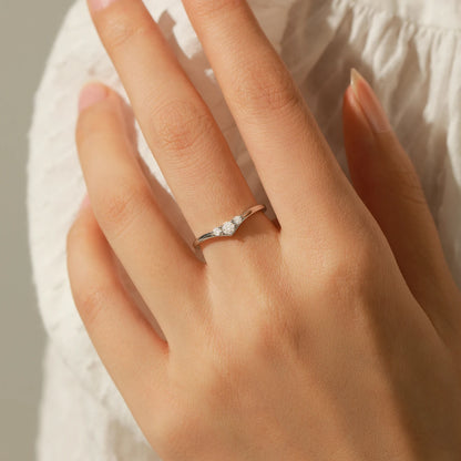 Simple Moissanite Band - BLAKESTORE-NG