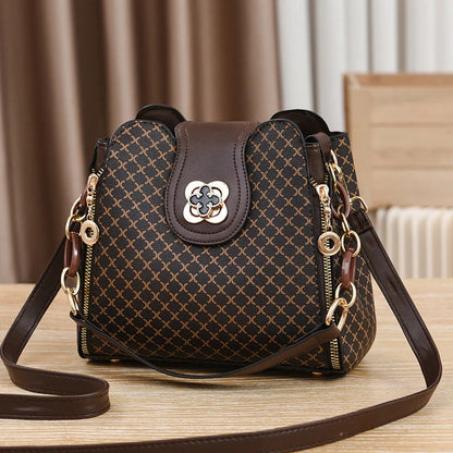 Single Shoulder Straddle Purse. - Maison Novaire #