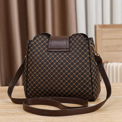 Single Shoulder Straddle Purse. - Maison Novaire #