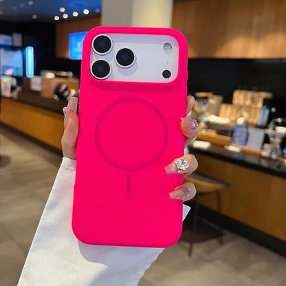 Solid Color Liquid Silicone Magsafe Wireless Charge Cover. - BLAKESTORE-NG