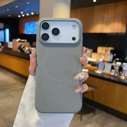 Solid Color Liquid Silicone Magsafe Wireless Charge Cover. - BLAKESTORE-NG