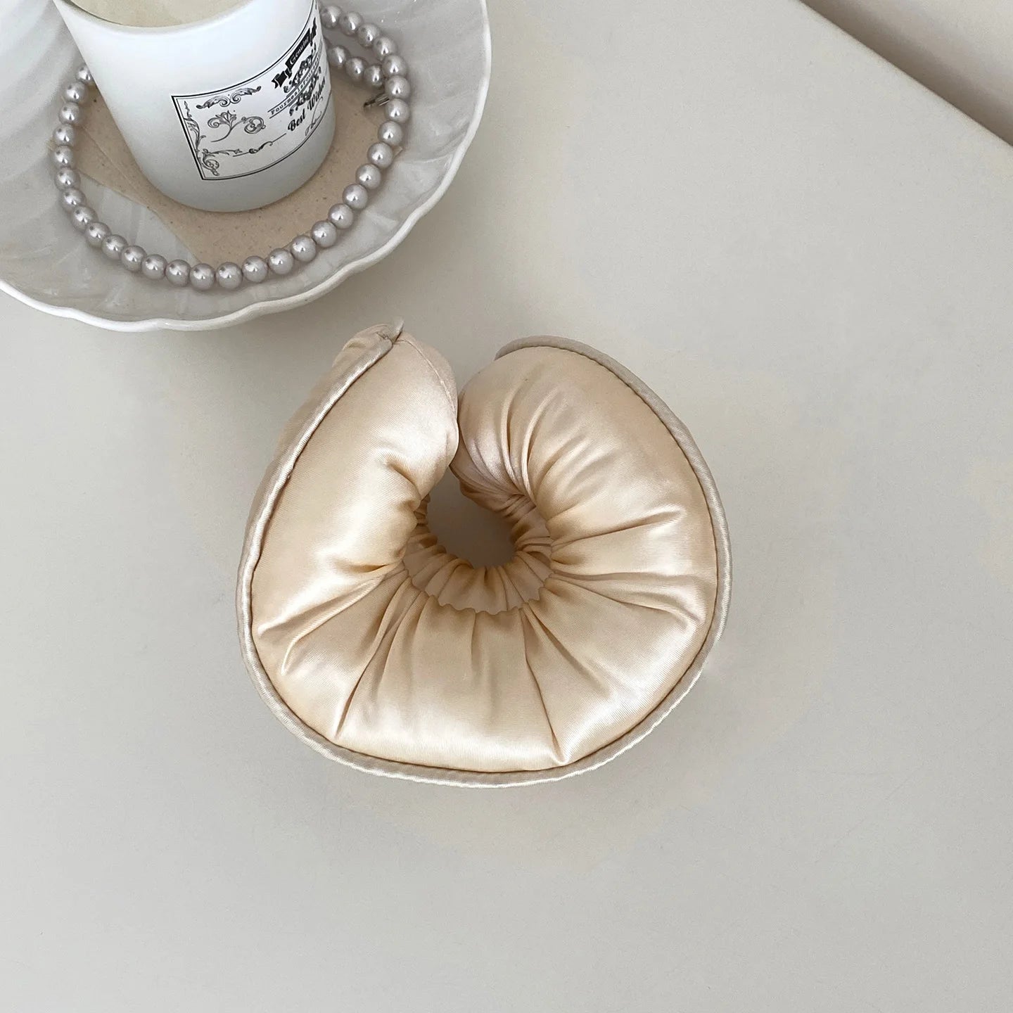 Sponge Sleep Scrunchie - Maison Novaire