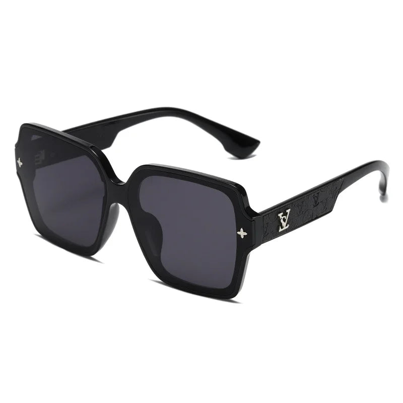 Square Frame Sunglasses for Women. - BLAKESTORE-NG
