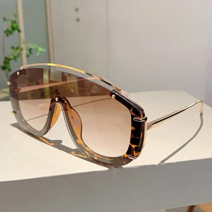 Stylish Leopard Women Sunglasses - Maison Novaire #