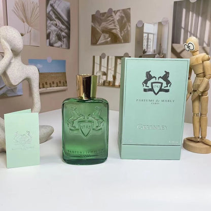Unisex Classic Luxury Perfume-125ml Capacity. - Maison Novaire