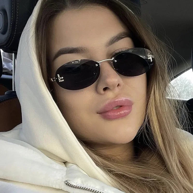 Unisex Retro Oval Rimless Sunglasses. - Maison Novaire