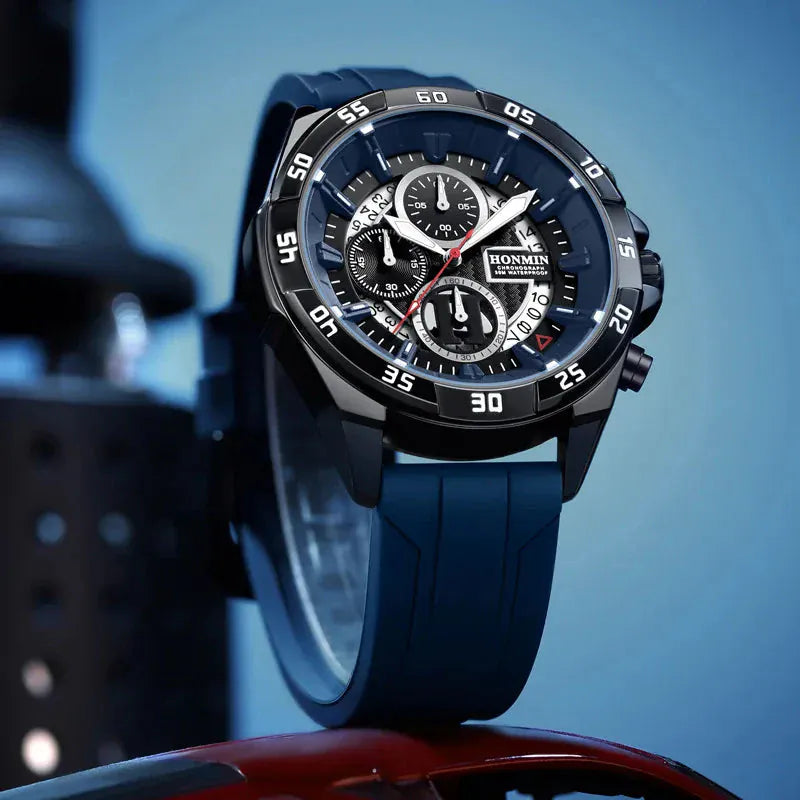 Unisex men’s watch with silicone strap. - BLAKESTORE-NG