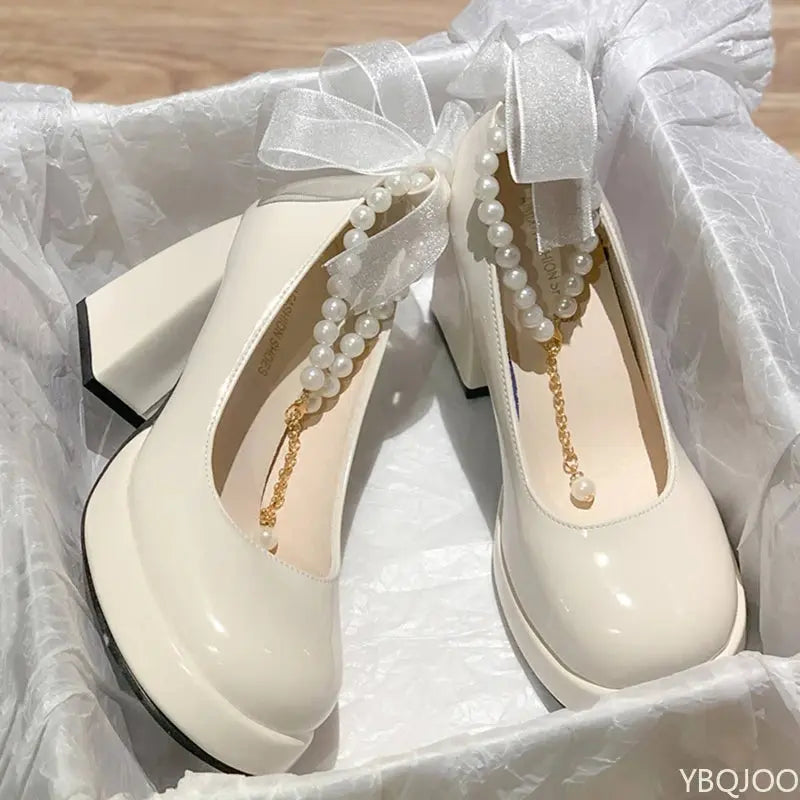 White Mary Jane Heels - Maison Novaire #