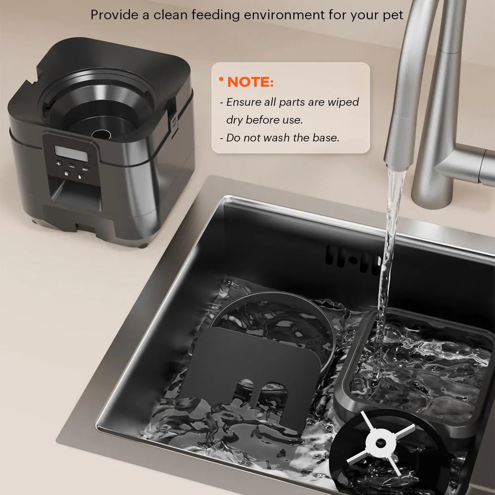 WiFi enabled Pet Feeder. - Maison Novaire