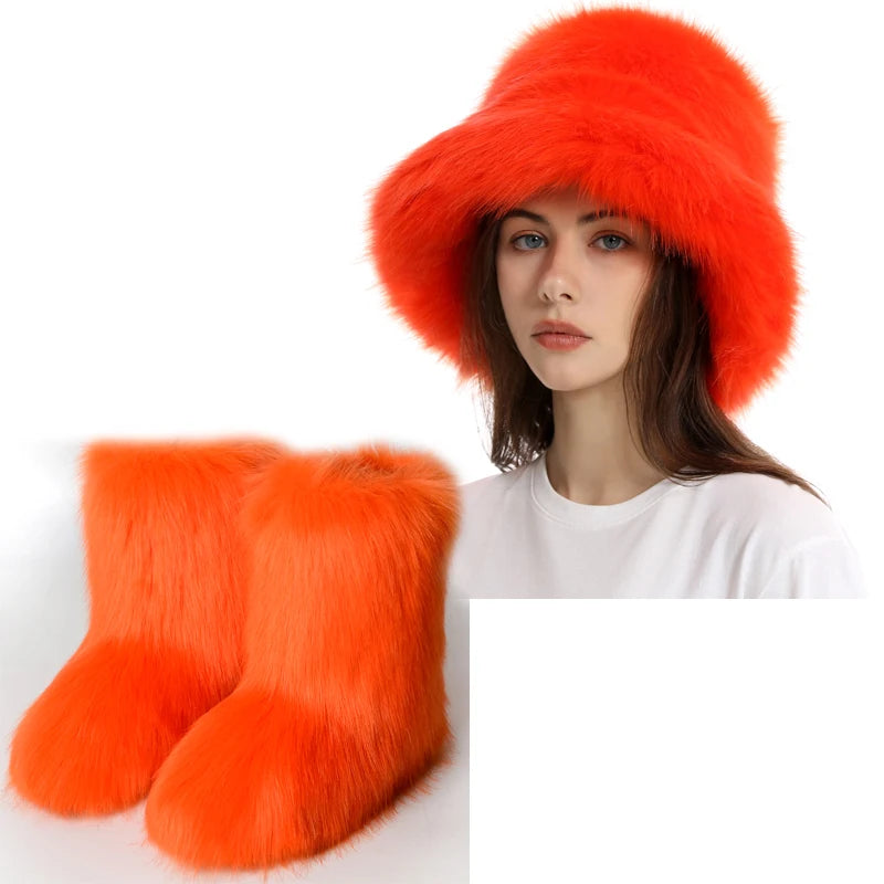Women's Fur Snow Boots with Hat. - Maison Novaire #