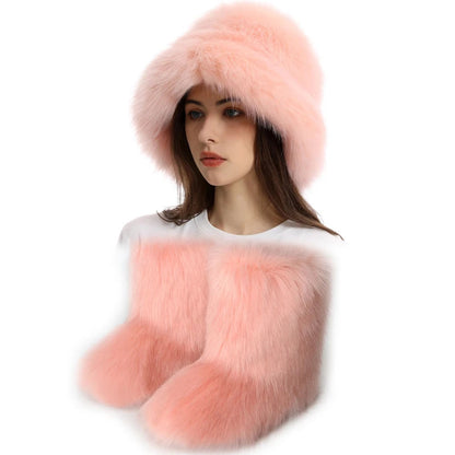 Women's Fur Snow Boots with Hat. - Maison Novaire #