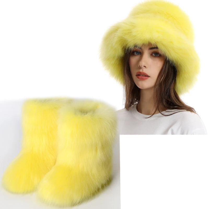 Women's Fur Snow Boots with Hat. - Maison Novaire #