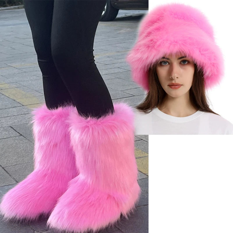 Women's Fur Snow Boots with Hat. - Maison Novaire #